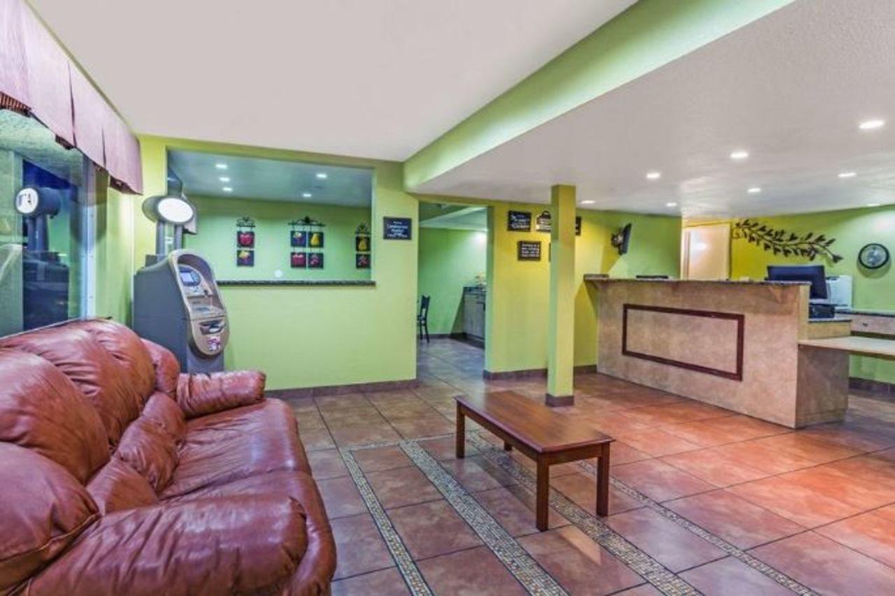 Motel 6 Riviera Beach Fl Екстериор снимка